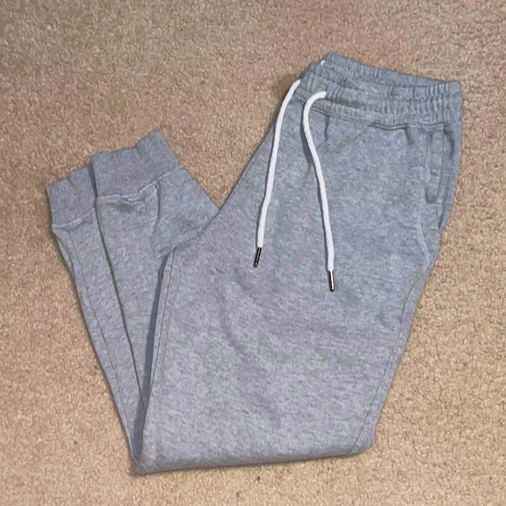 Gray Sweatpants (large)